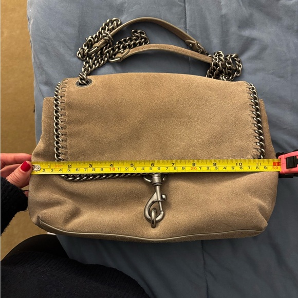 Rebecca Minkoff Edie Chain-Trimmed Suede Shoulder Bag - Picture 4 of 6